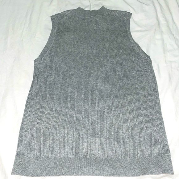 Banana Republic Mockneck Tank Top - Picture 2 of 4